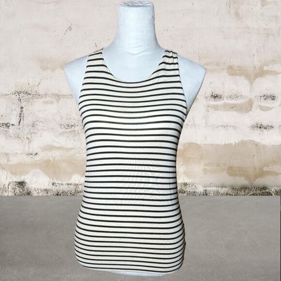 American Eagle Women's Soft & Sexy White & Black Stripped Tank Top-Size Medium - Picture 1 of 5